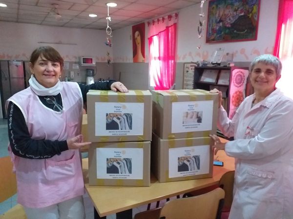 Colaborando con el servicio de voluntarias del Hospital de Quilmes