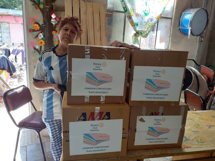 Útiles escolares para comedor de Quilmes