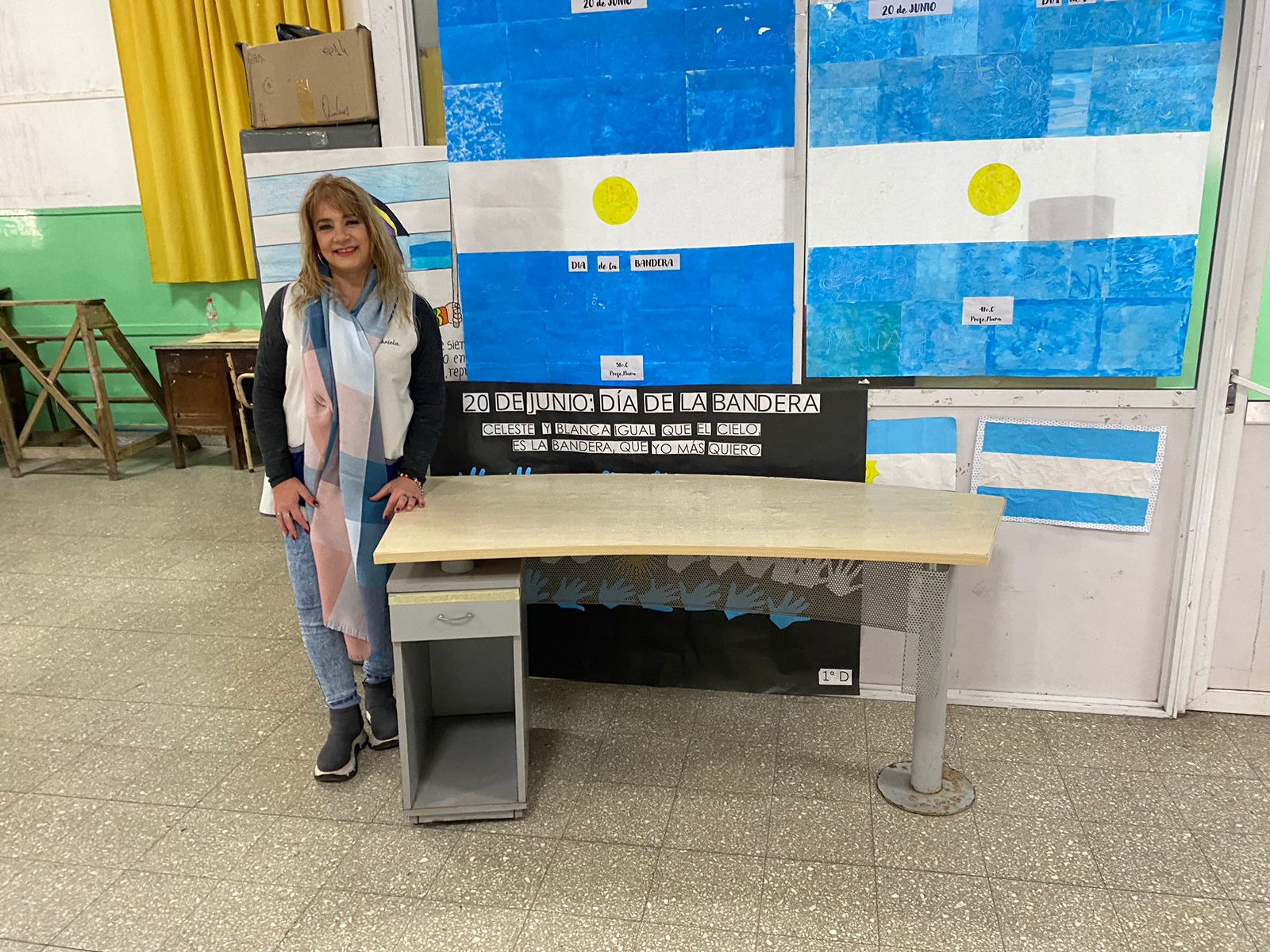 Donación de mobiliario para escuela primaria