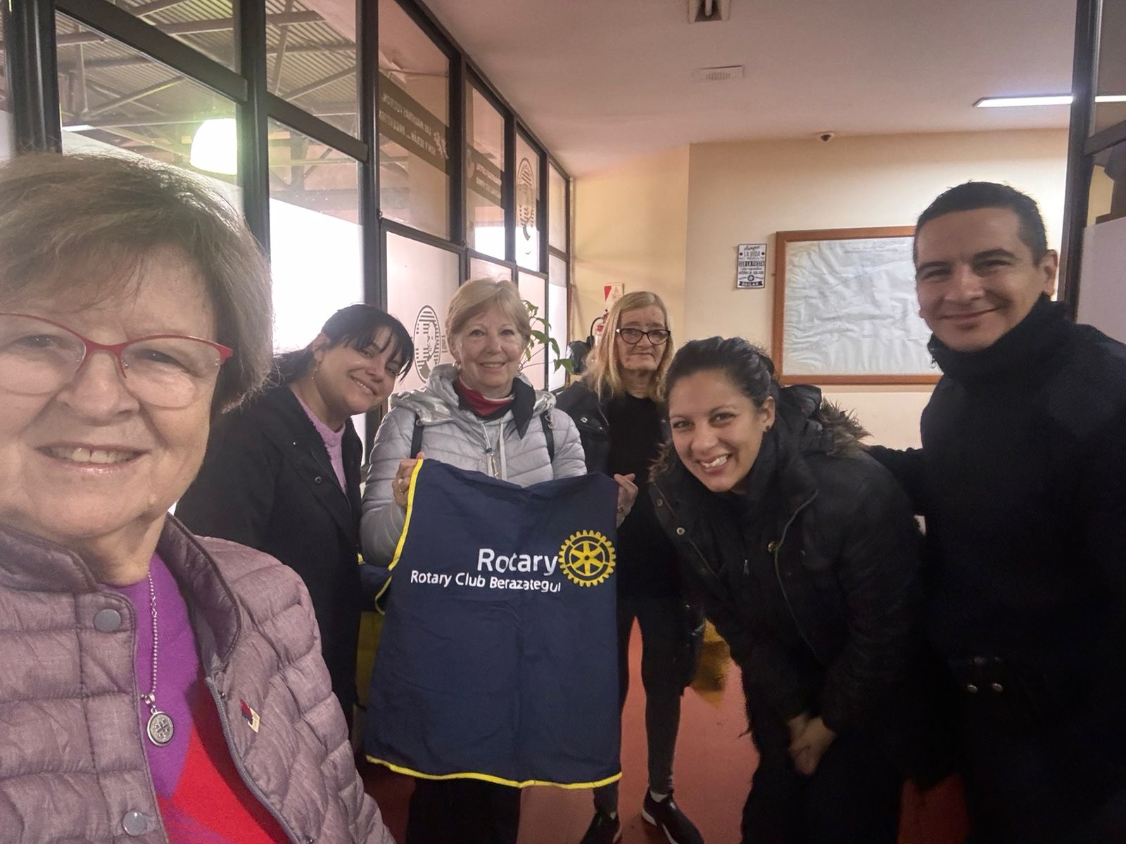 Confección de ropa de bebé para neonatología del hospital