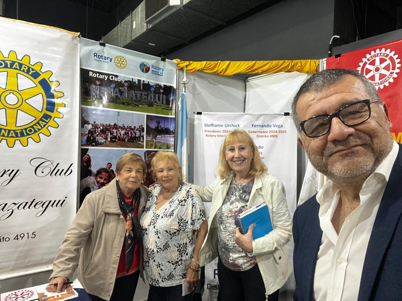Participación de la Rueda Femenina en la Feria del Libro