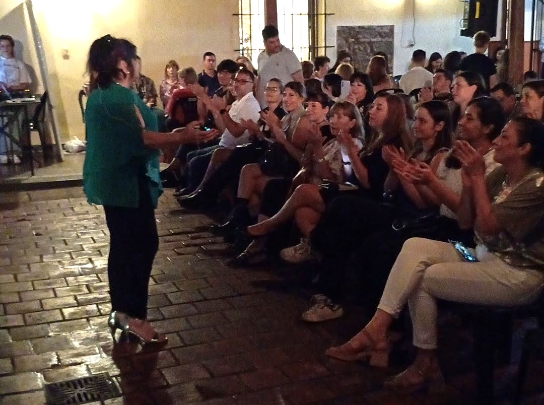 Desfile a beneficio: moda y solidaridad en la lucha contra el cáncer