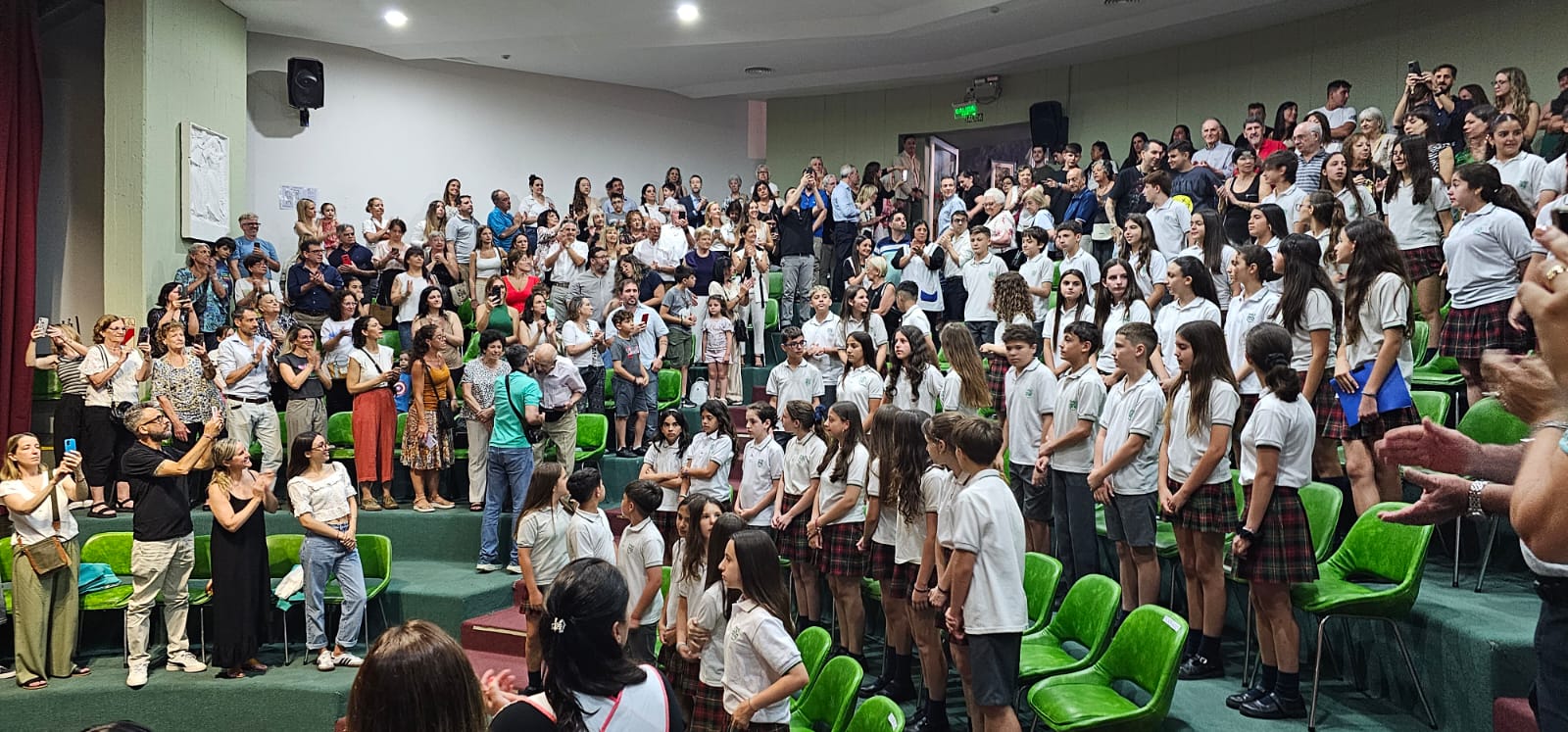 Reconocimiento a las Mejores Compañeras de 7.° grado