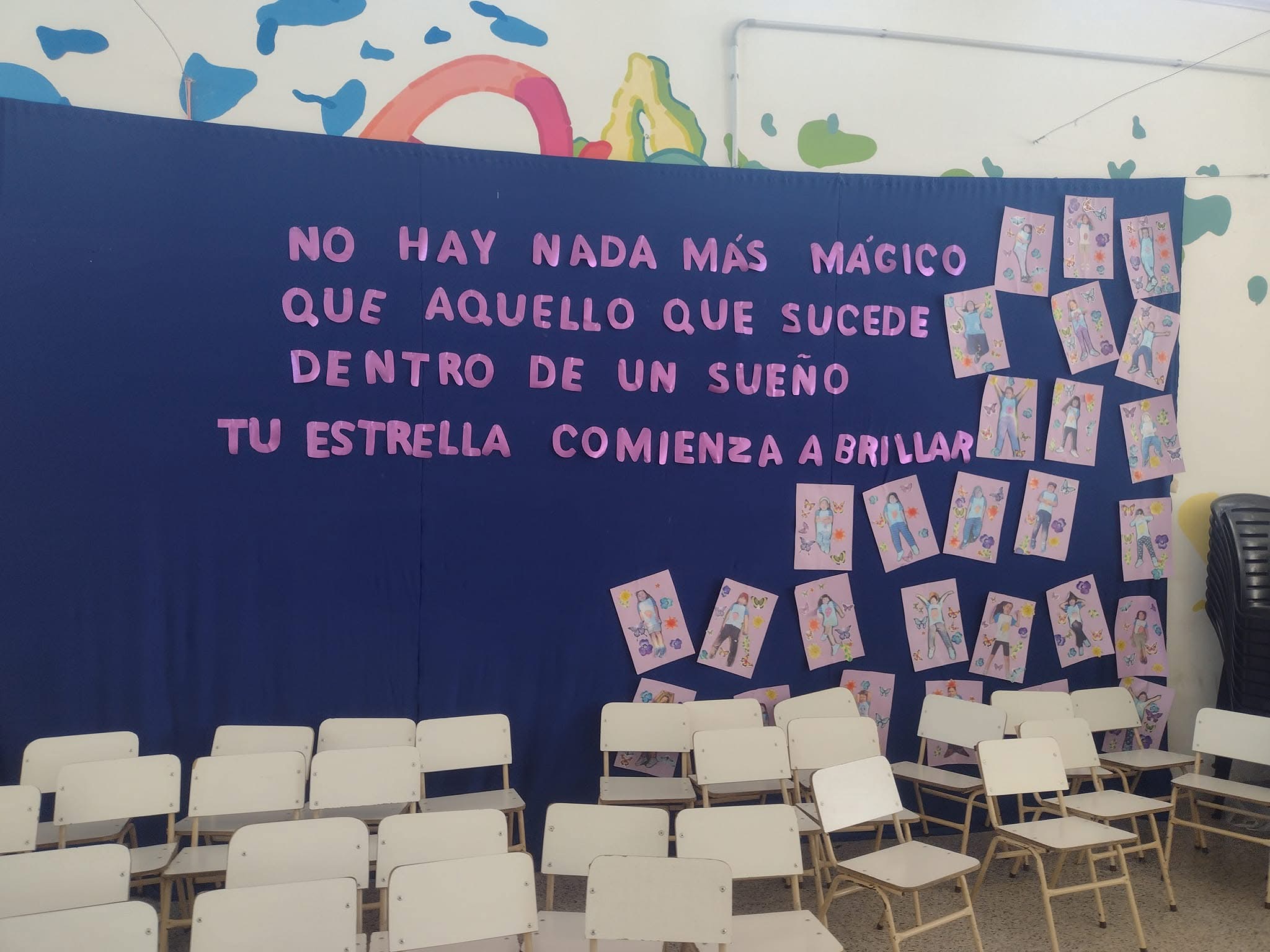 Golosinas para los niños del Jardín de Infantes n.º 952