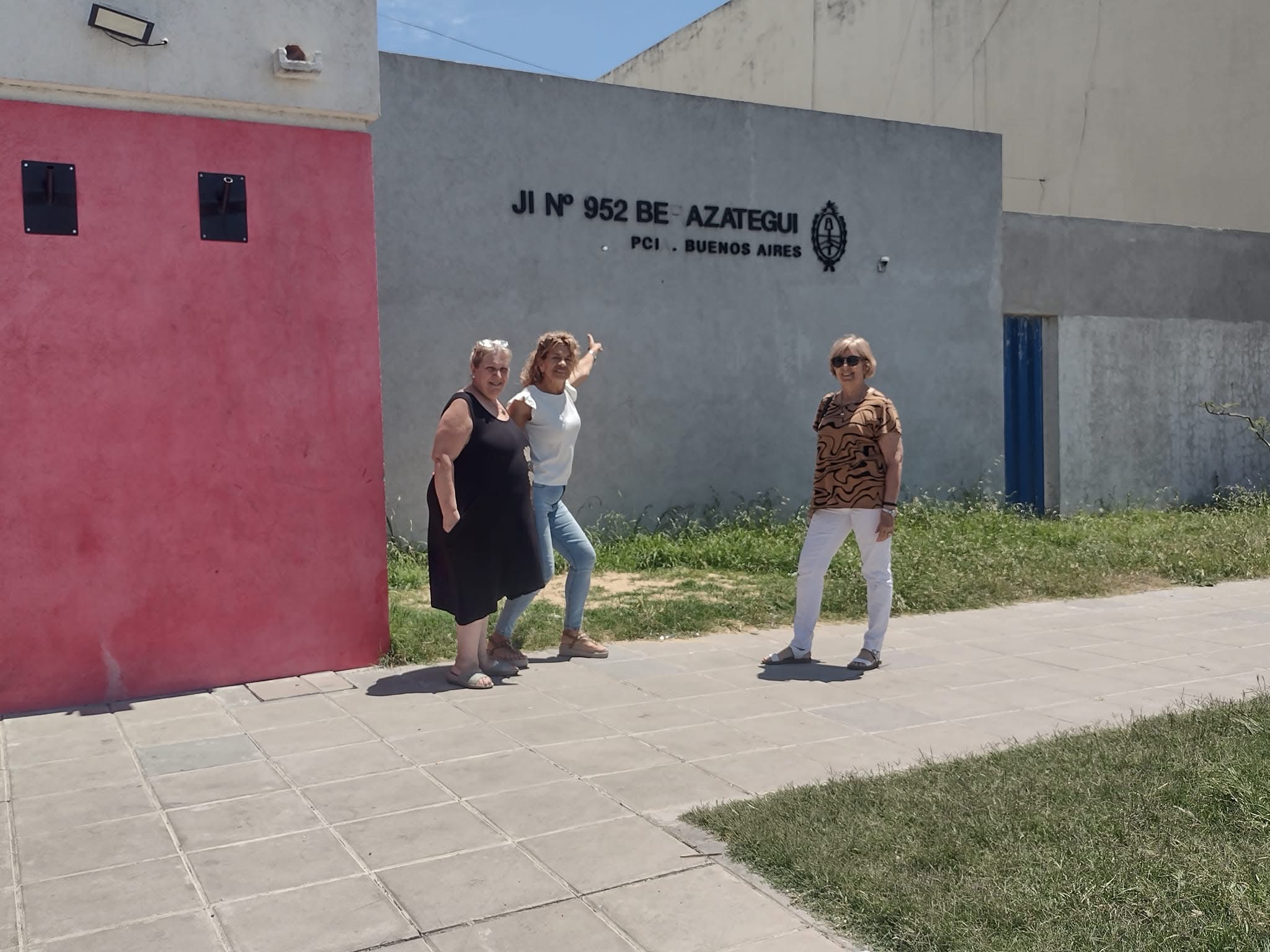 Golosinas para los niños del Jardín de Infantes n.º 952