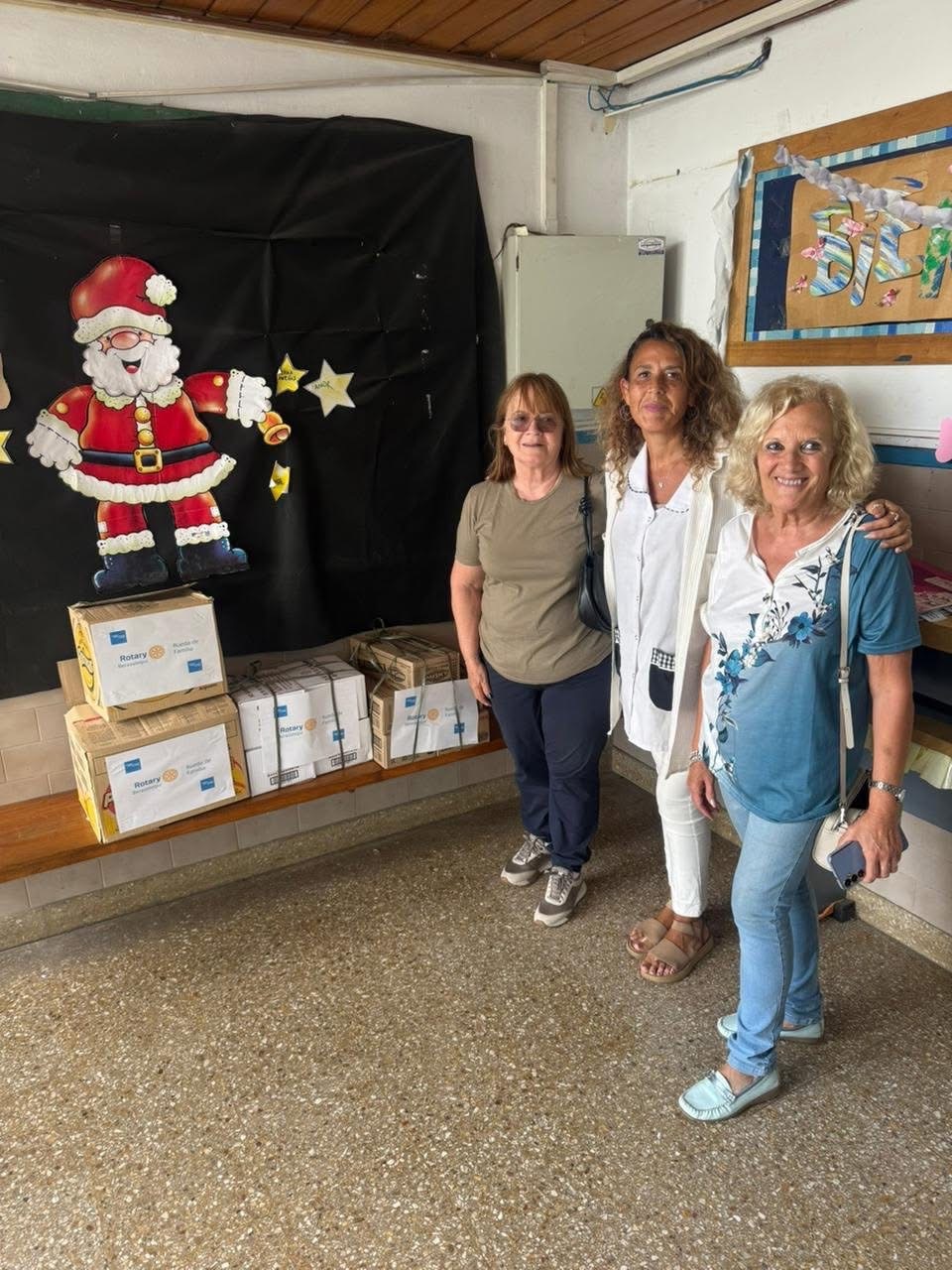 Rueda de Familia llevó golosinas a la EEE 503