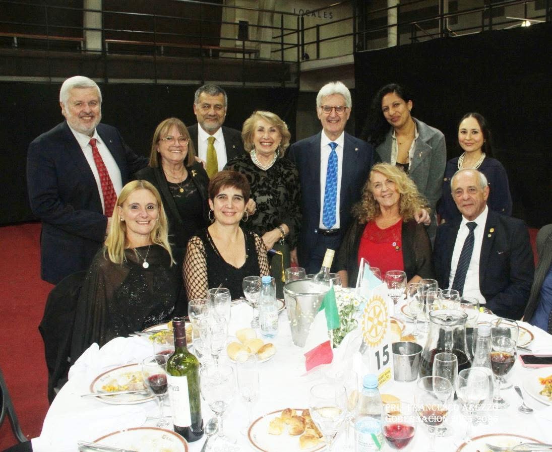 VISITA OFICIAL DEL PRESIDENTE DE RI FRANCESCO AREZZO