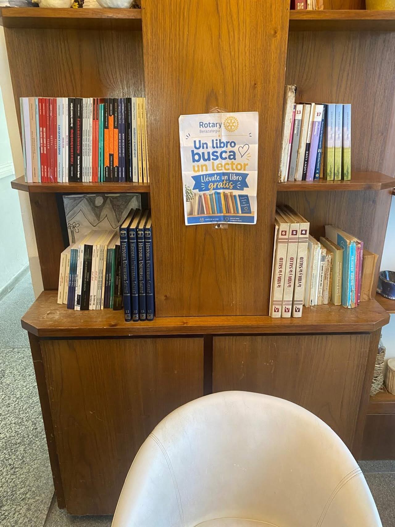 ENTREGA DE LIBROS EN 