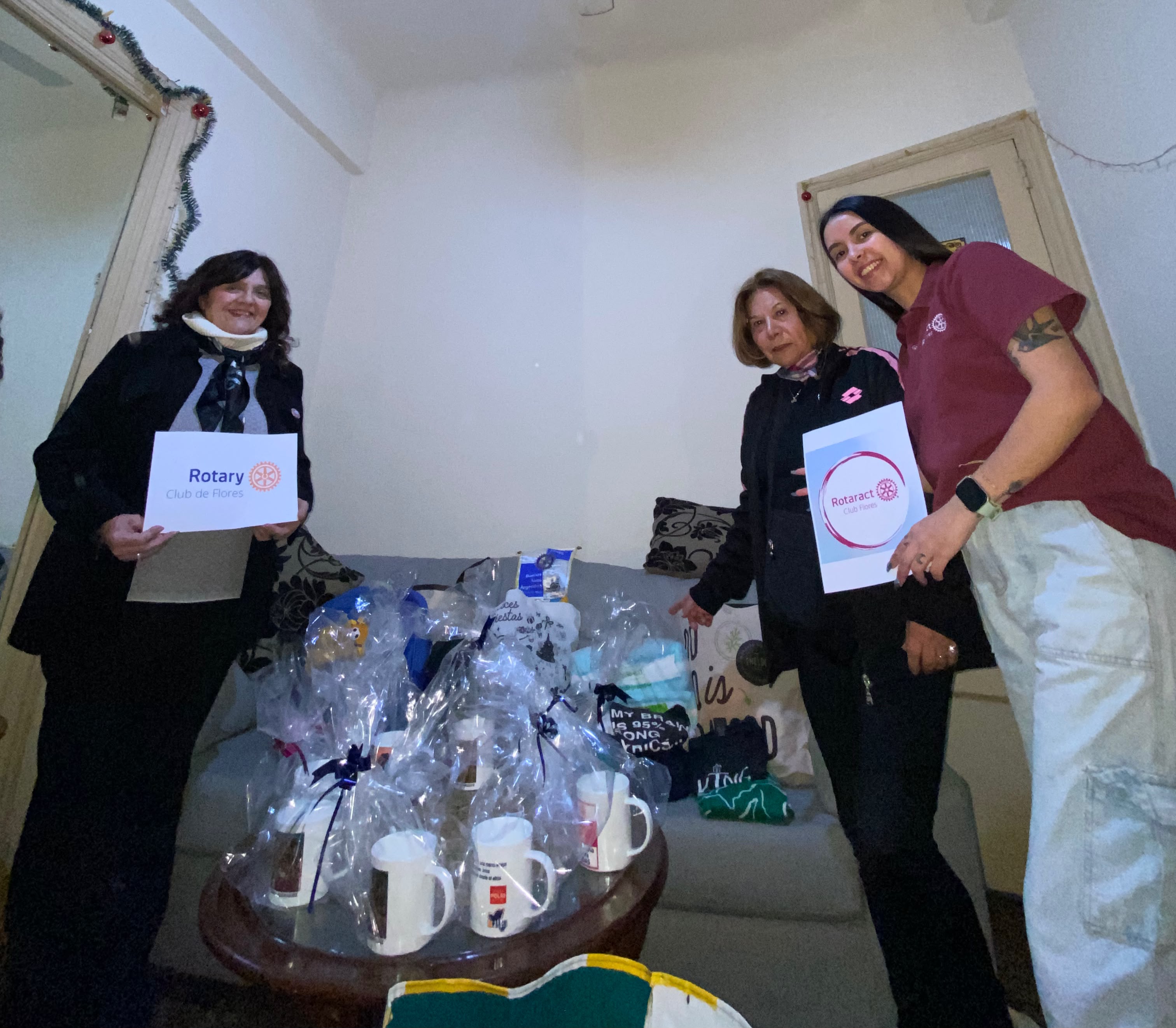 Donamos juguetes y tazas para escuelas del Chaco