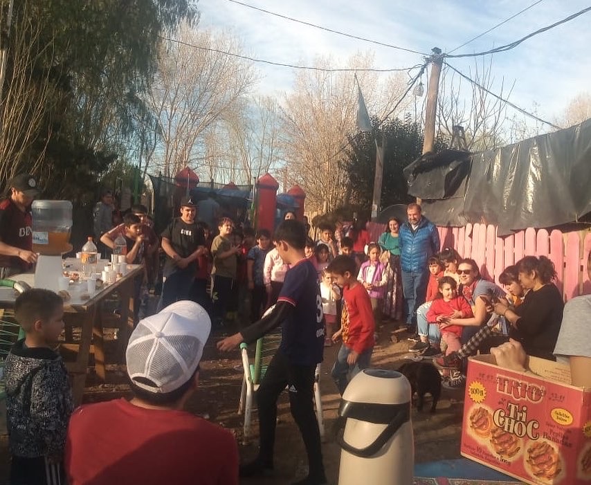 Celebración Día del Niño en Barrio 2 de Agosto.  