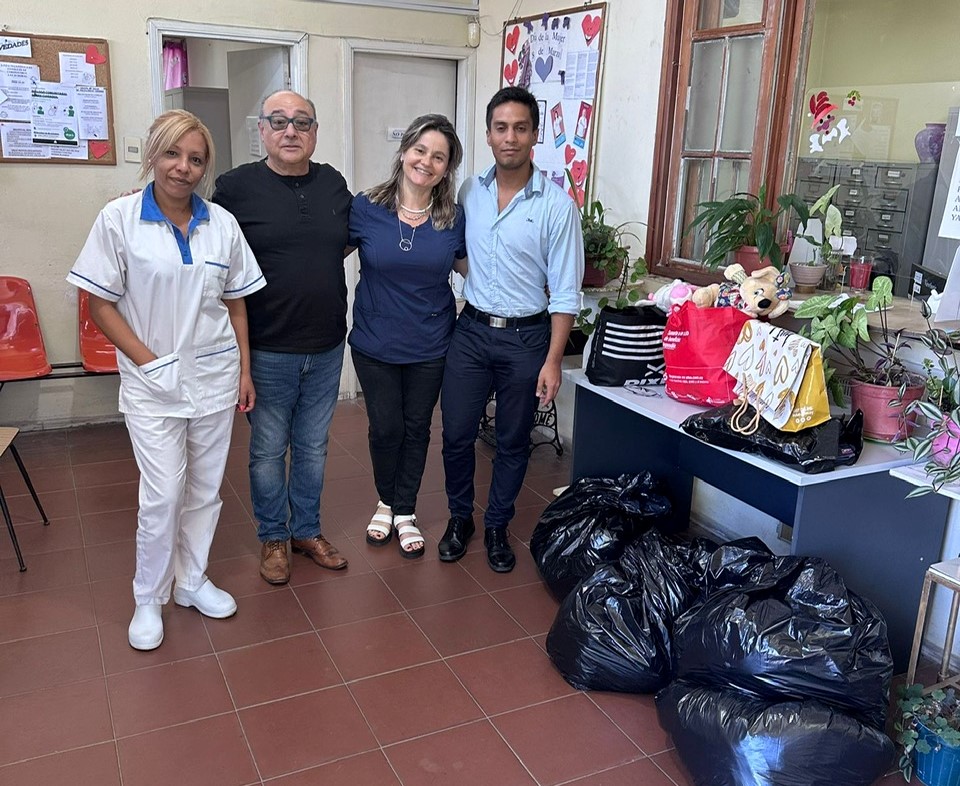 Donaci&oacute;n a la policl&iacute;nica del Barrio Capurro