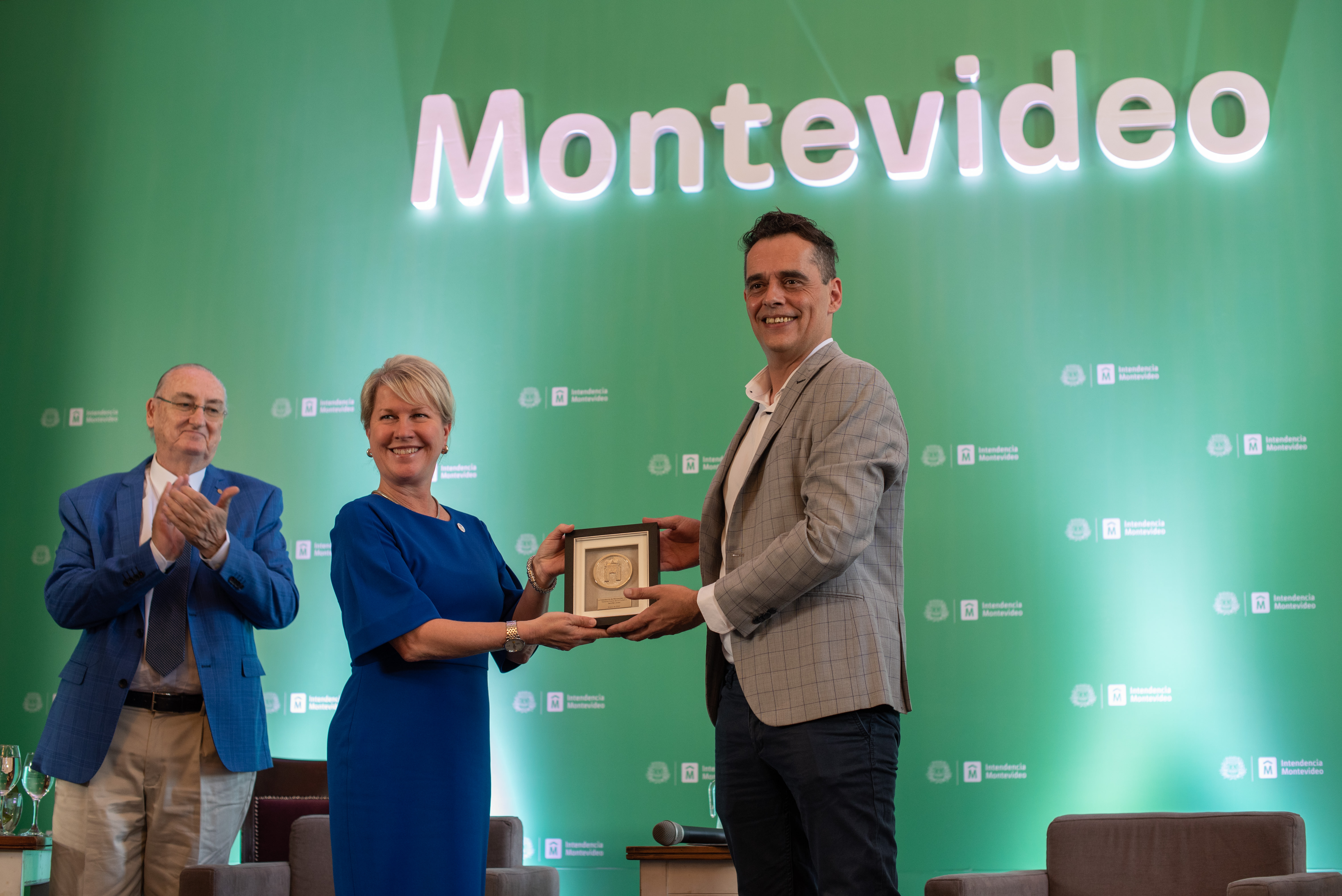 Visita de la Presidente Jennifer Jones